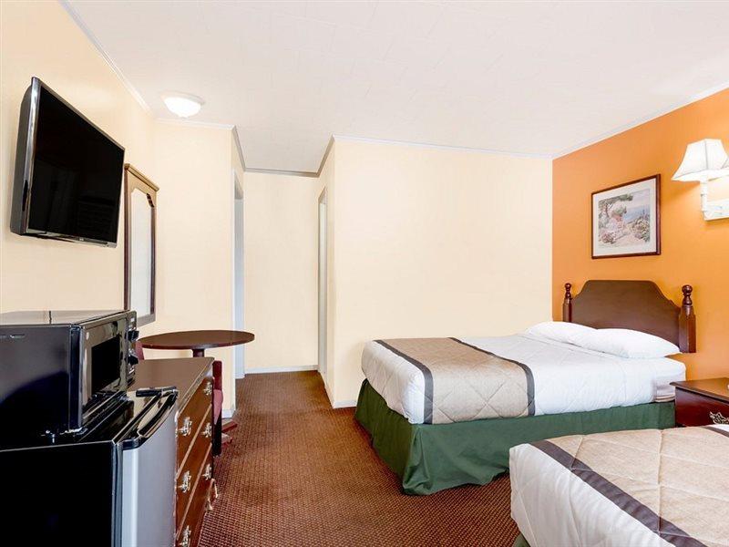 Budget Inn Mifflintown Exterior foto