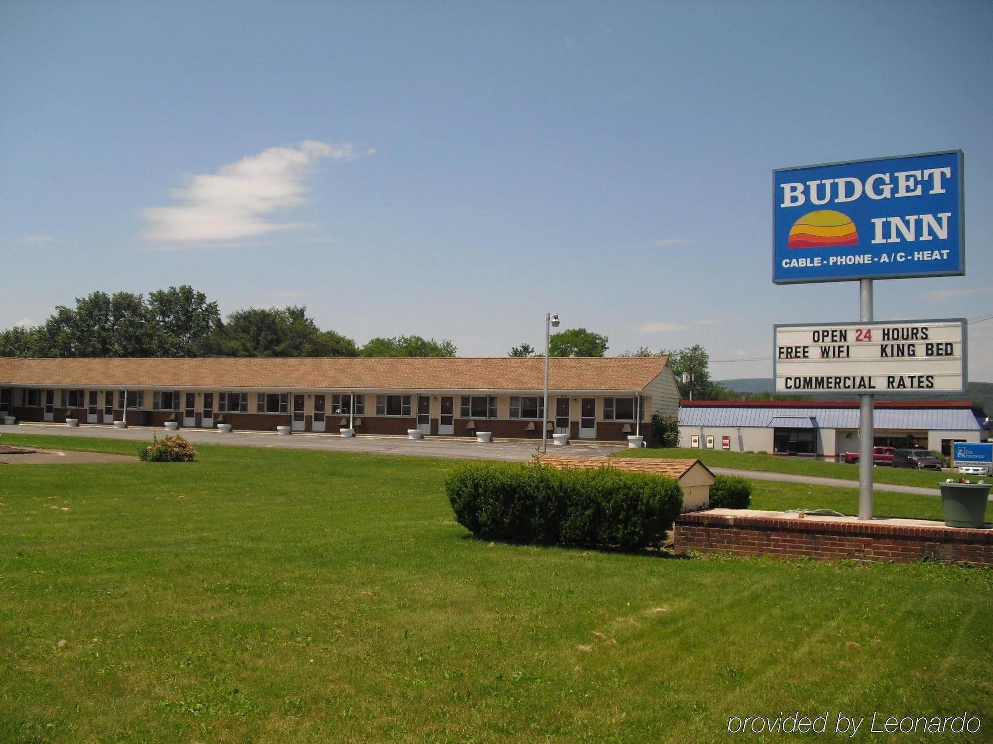 Budget Inn Mifflintown Exterior foto
